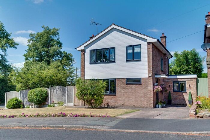 3 Bedroom Detached House For Sale In Ullswater Road, Congleton, CW12