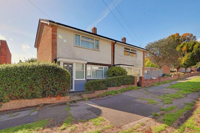 2 Bedroom Semi Detached House For Sale In White Oak Walk, Havant, PO9