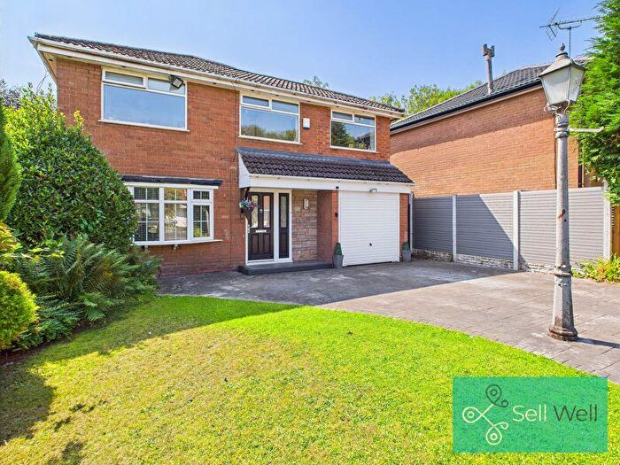 4 Bedroom Detached House For Sale In Blakefield Drive, Worsley, Manchester, M28