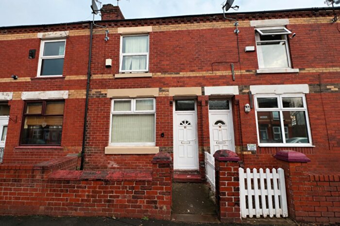 2 Bedroom Terraced House For Sale In Longford Street, Manchester, M18