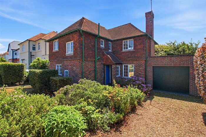 3 Bedroom Detached House For Sale In Cornfield Road, Seaford, BN25