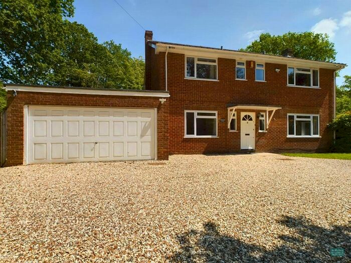 4 Bedroom Detached House To Rent In Drury Lane, Mortimer, Berkshire, RG7