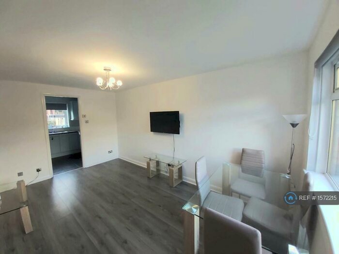 2 Bedroom Terraced House To Rent In Tiree Place, Newton Mearns, Glasgow, G77