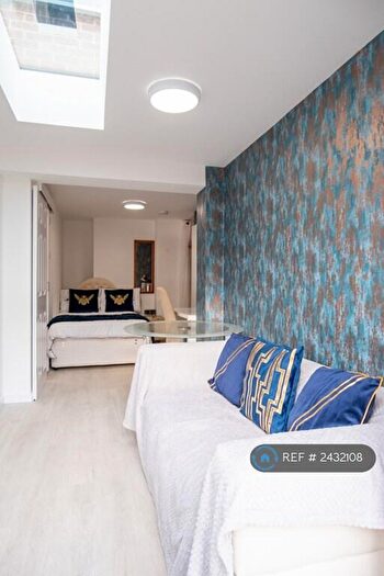 Studio To Rent In Haviland Way, Cambridge, CB4