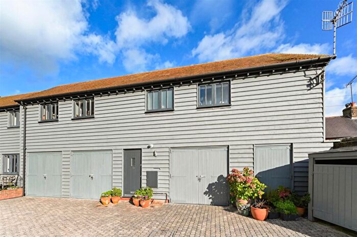 1 Bedroom House To Rent In Brewery Hill, Arundel, BN18