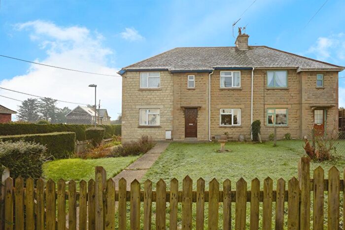 4 Bedroom Semi-Detached House For Sale In Grosvenor Road, Stalbridge, Sturminster Newton, DT10