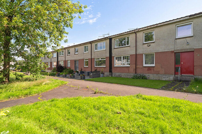 1 Bedroom Flat For Sale In Strathclyde Road, Dumbarton, G82