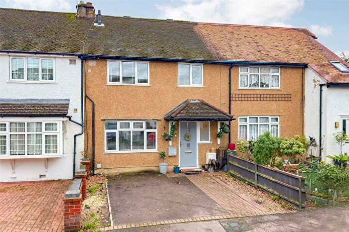 3 Bedroom Terraced House For Sale In Harvey Road, London Colney, St. Albans, Hertfordshire, AL2