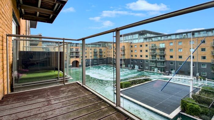 2 Bedroom Flat To Rent In Building, Argyll Road, Royal Arsenal, SE18