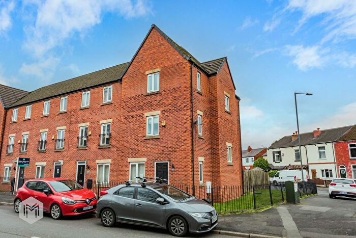 4 Bedroom End Terrace House For Sale In North Road, Atherton, Manchester, Greater Manchester, M46