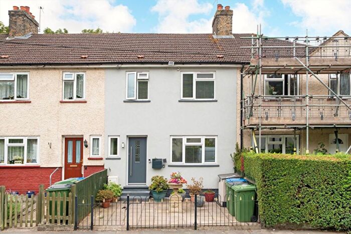 4 Bedroom Terraced House To Rent In Pound Park Road, Charlton, SE7