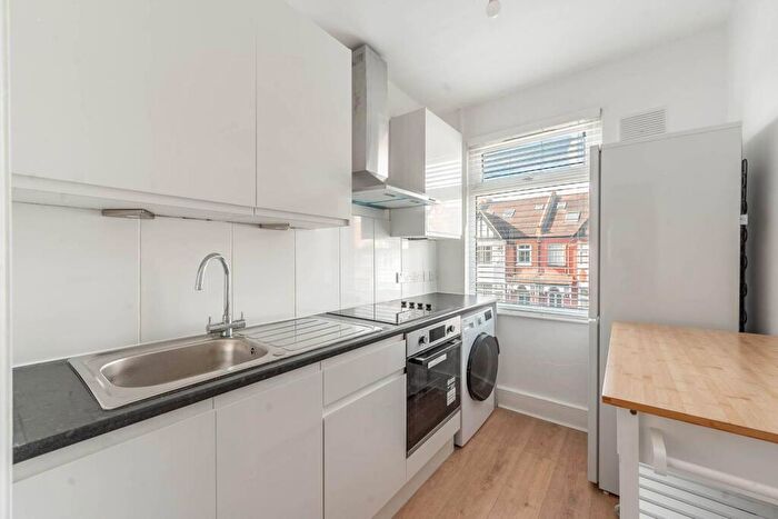 1 Bedroom Flat To Rent In Drury Road, Harrow, HA1