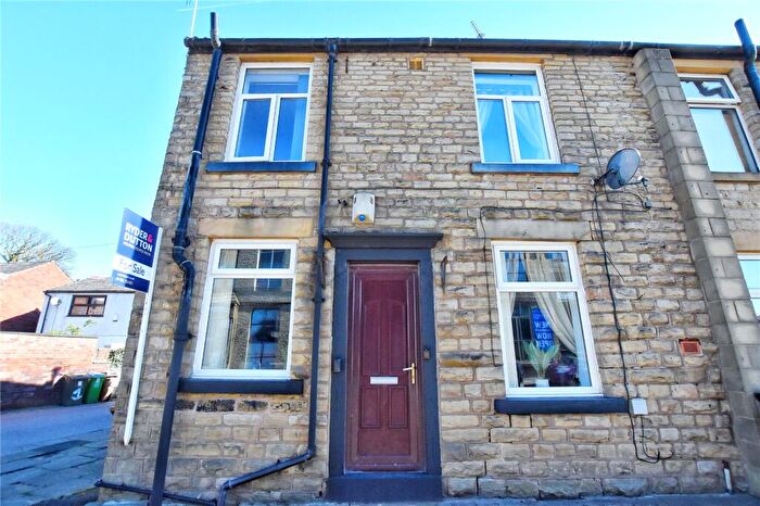 2 Bedroom Terraced House For Sale In Newhey Road, Milnrow, Rochdale, Greater Manchester, OL16