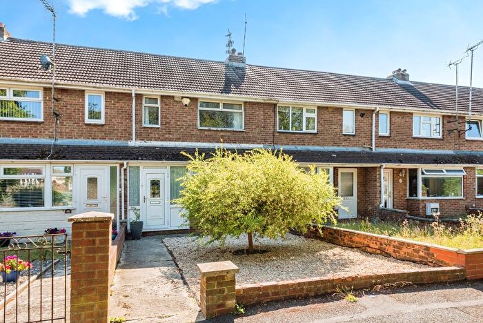 2 Bedroom Terraced House For Sale In Queens Drive, Swindon, Wiltshire, SN3