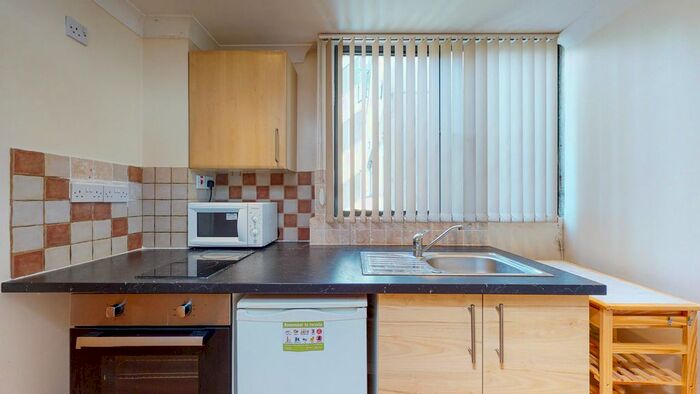 Studio To Rent In Chalk Farm Road, London, NW1