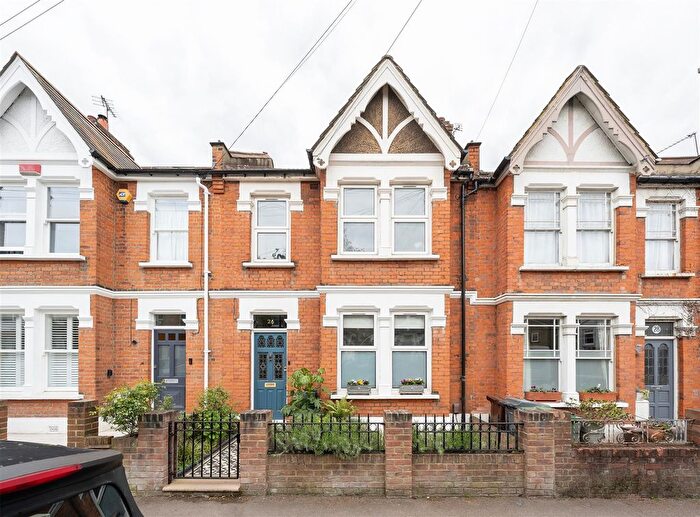 3 Bedroom Terraced House For Sale In Haldan Road, Highams Park, E4