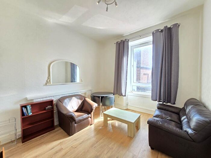 2 Bedroom Flat To Rent In Hutcheon Street, City Centre, Aberdeen, AB25