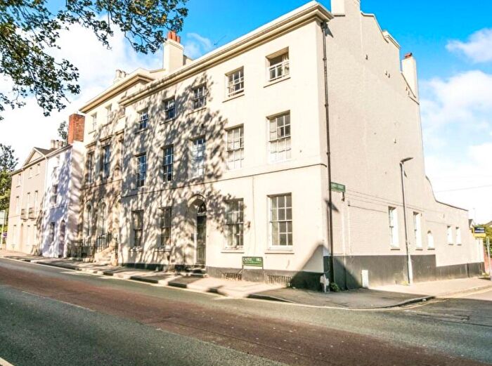 Flat For Sale In Central Reading, Berkshire, RG1