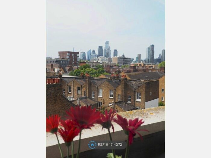 1 Bedroom Flat To Rent In Keeling House, London, E2