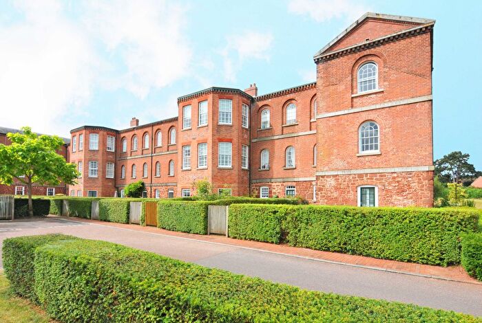 3 Bedroom Flat To Rent In Devington Park, Exminster, EX6