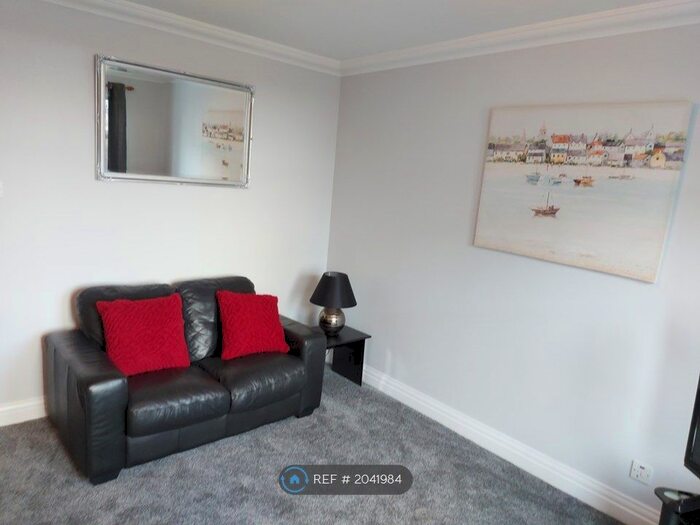2 Bedroom Flat To Rent In Huntly Street, Aberdeen, AB10