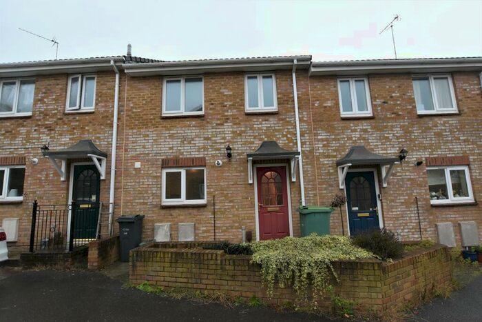 3 Bedroom Terraced House To Rent In The Sidings, Cowes, PO31