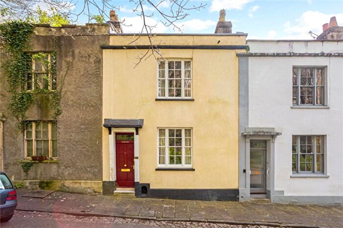 3 Bedroom Town House For Sale In Meridian Vale, Bristol, BS8