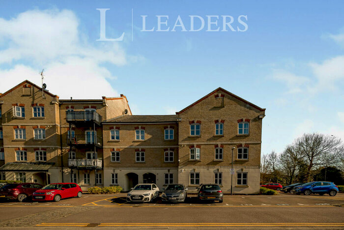 2 Bedroom Apartment To Rent In Masters House, Aylesbury, HP21