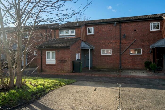 2 Bedroom Terraced House To Rent In Hollis Crescent, Strensall, York, YO32