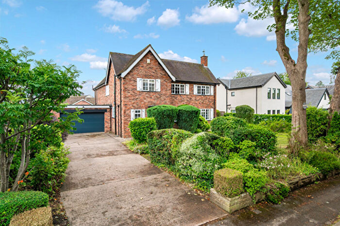 4 Bedroom Detached House For Sale In Overhill Road, Wilmslow, Cheshire, SK9