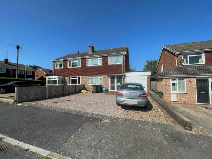 3 Bedroom Semi-Detached House For Sale In Knights Crescent, Newent, GL18