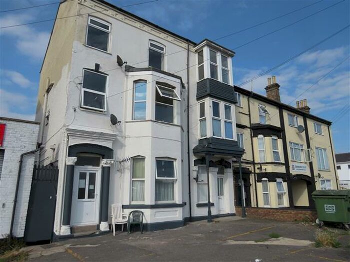 1 Bedroom Flat To Rent In Denmark Road, Lowestoft, NR32