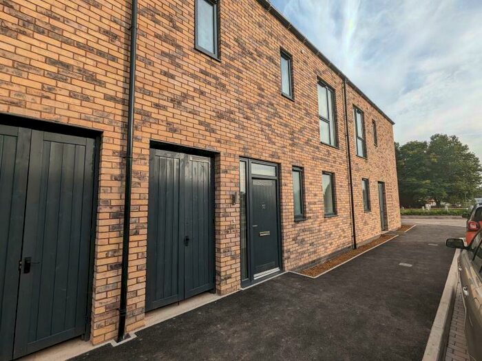 3 Bedroom Terraced House To Rent In Bird Close, Belgrave Village, Birmingham, B12