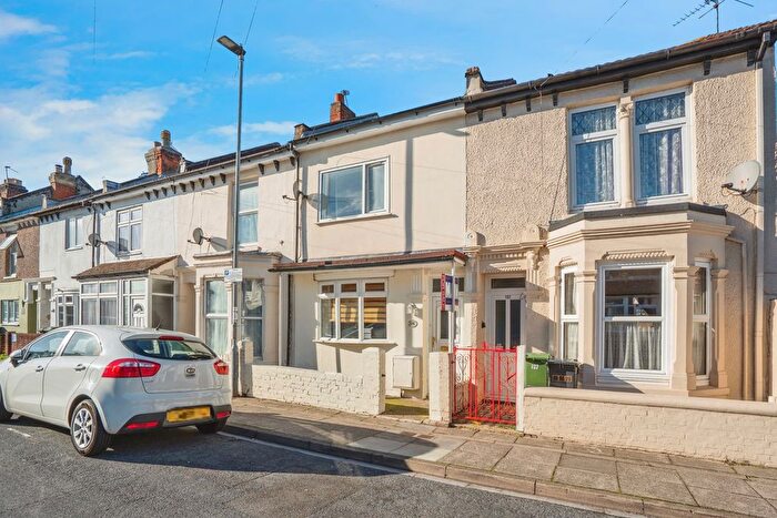 3 Bedroom Terraced House For Sale In Cardiff Road, Portsmouth, Hampshire, PO2