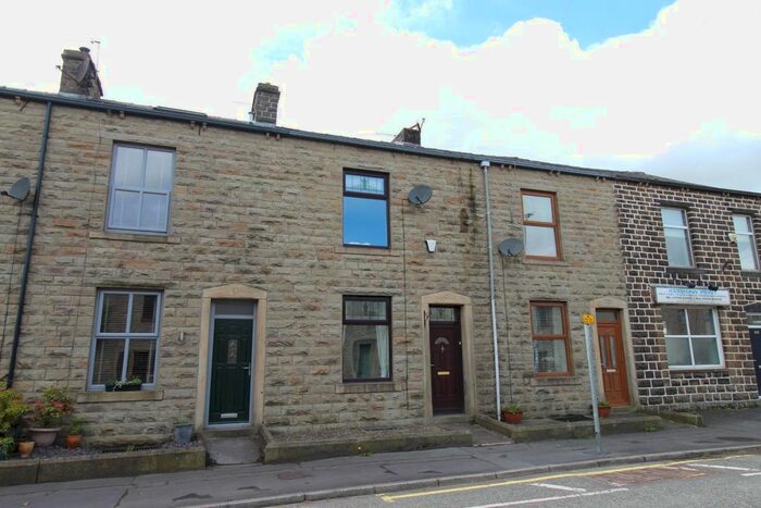 2 Bedroom Terraced House To Rent In Burnley Road, Loveclough, Rossendale, BB4