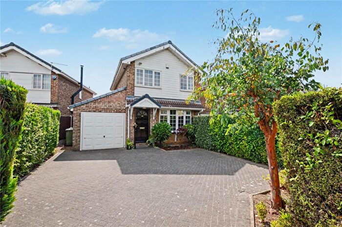 3 Bedroom Detached House For Sale In Stone Brig Lane, Rothwell, Leeds, LS26