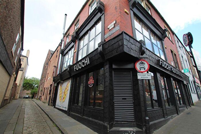 2 Bedroom Flat To Rent In Swinburne Place, Newcastle Upon Tyne, NE4