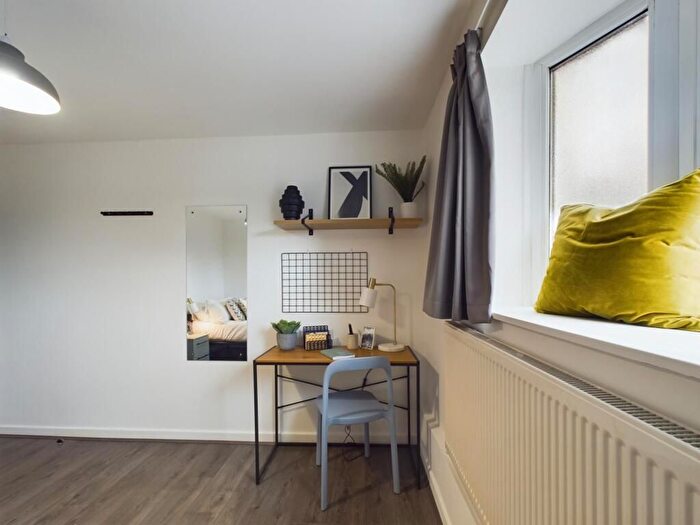 6 Bedroom Flat To Rent In Clint Road West, Liverpool, L7