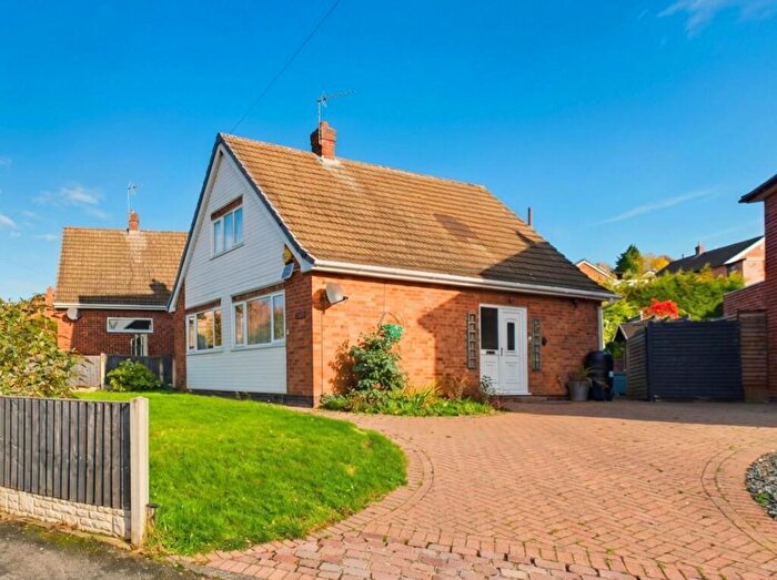 3 Bedroom Detached House For Sale In South View Road, Carlton, Nottingham, NG4