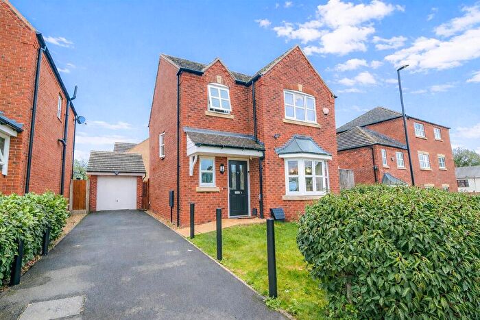 3 Bedroom Detached House For Sale In Weir Way, Copsewood, Coventry, CV3