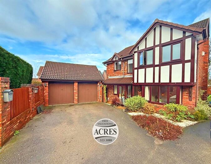 4 Bedroom Detached House For Sale In Schoolacre Rise, Streetly, Sutton Coldfield, B74