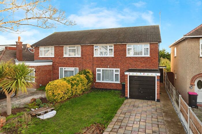 3 Bedroom Semi Detached House For Sale In Pentland Avenue, Shoeburyness, Southend-On-Sea, Essex, SS3