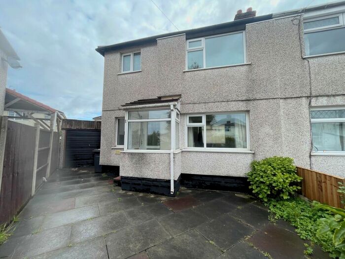 3 Bedroom Semi-Detached House To Rent In Weston Grove, Maghull, L31