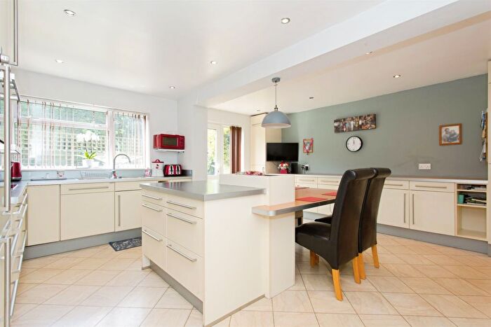 4 Bedroom Detached House For Sale In Brackenbury, Impington, Cambridge, CB24