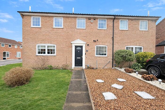 2 Bedroom Terraced House For Sale In Kestrel Way, Birds Estate, Luton, Bedfordshire, LU4