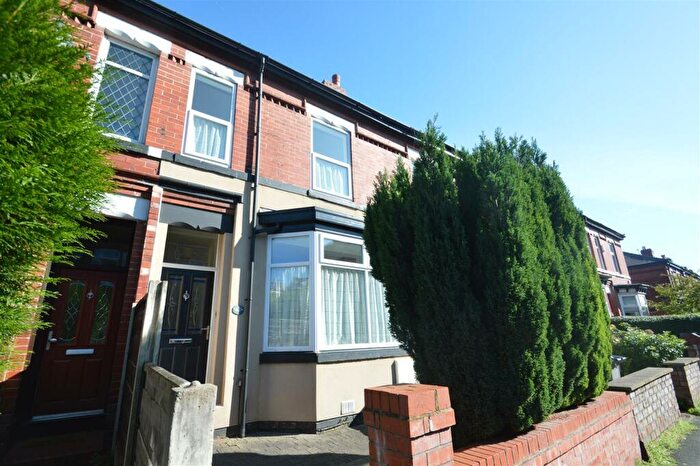 3 Bedroom Terraced House To Rent In Gloucester Road, Urmston, M41