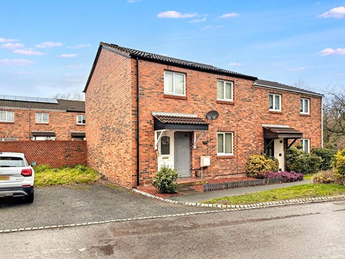 3 Bedroom End Of Terrace House For Sale In Chepstow Drive, Leegomery, Telford, Shropshire, TF1