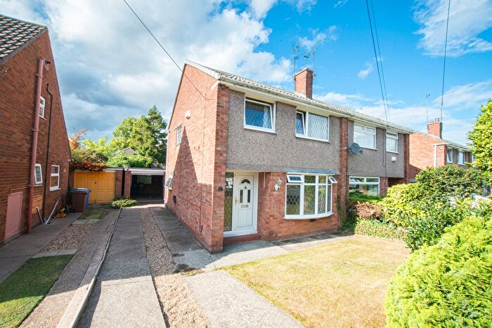 3 Bedroom Semi-detached House To Rent In Dalesway, Kirk Ella, HU10