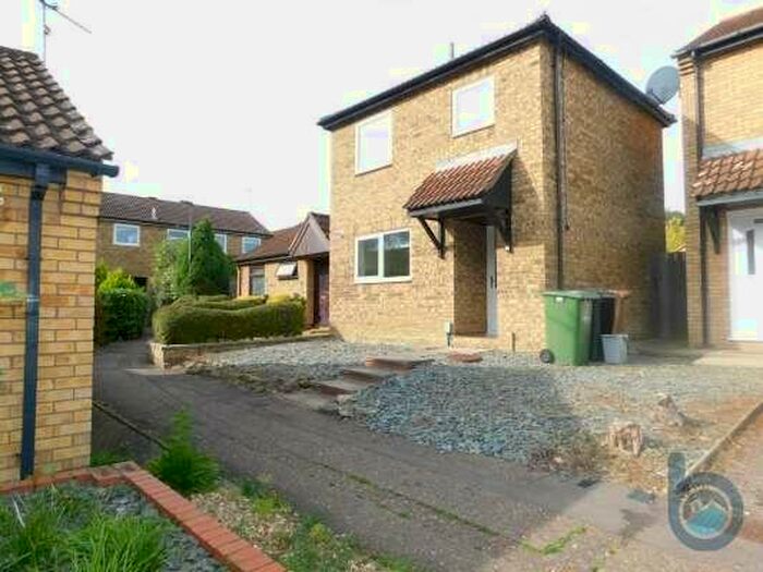 2 Bedroom Semi-Detached House To Rent In Linnet, Peterborough, Cambridgeshire, PE2
