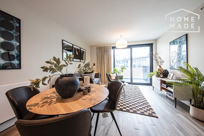 1 Bedroom Apartment To Rent In Alameda, HA9